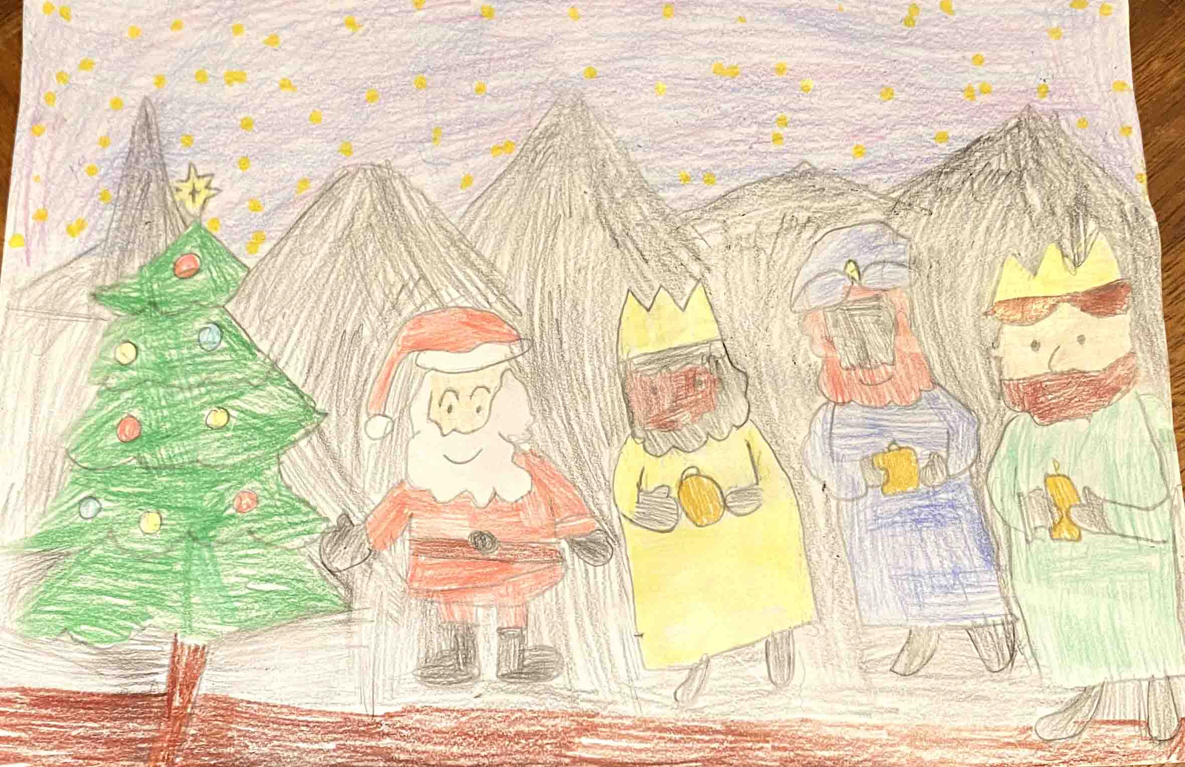 8.Tres Reyes Magos, un Papá Noel y un árbol de Navidad 7